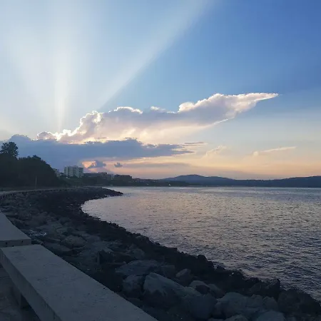 Albatros Private 公寓 *